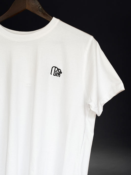Aanah Basic White T-Shirt